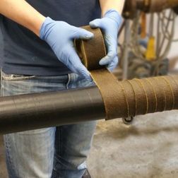 Denso Tape som påføres rundt et rør